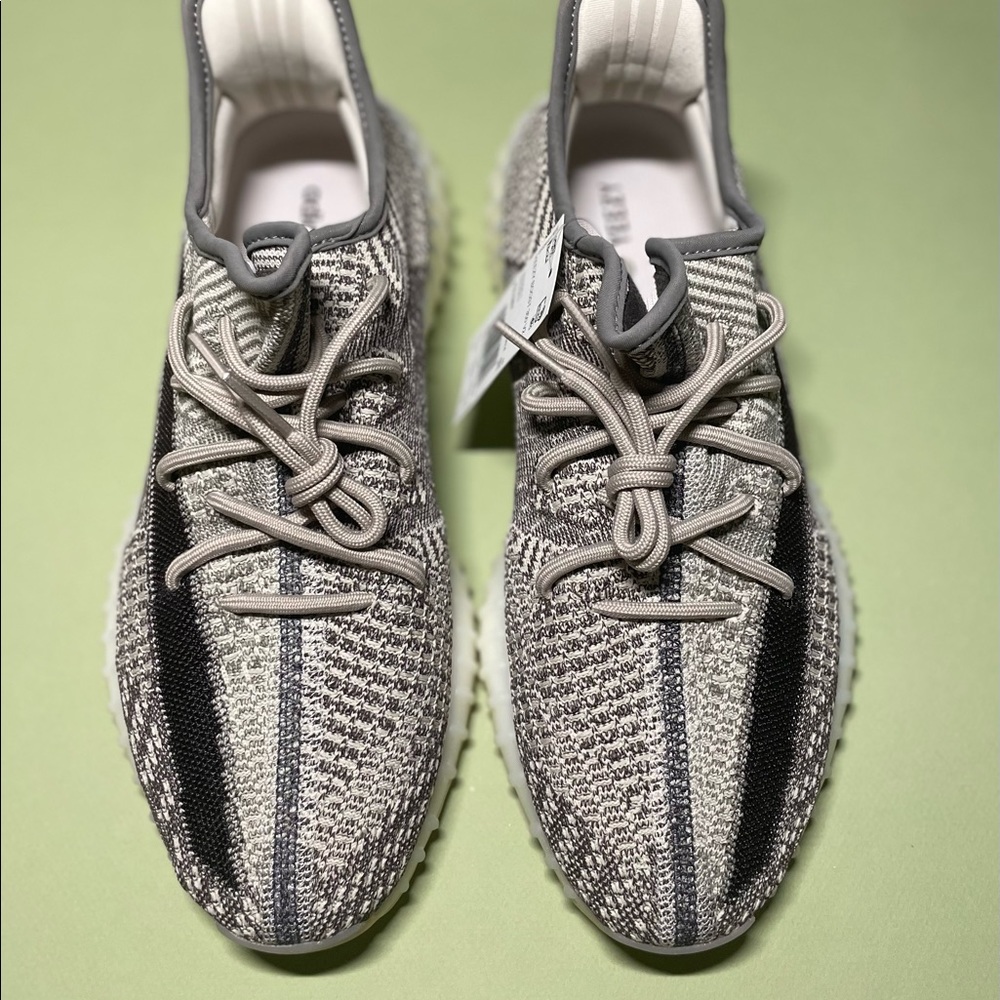 Yeezy Boost 350 V2 ‘Zyon’
